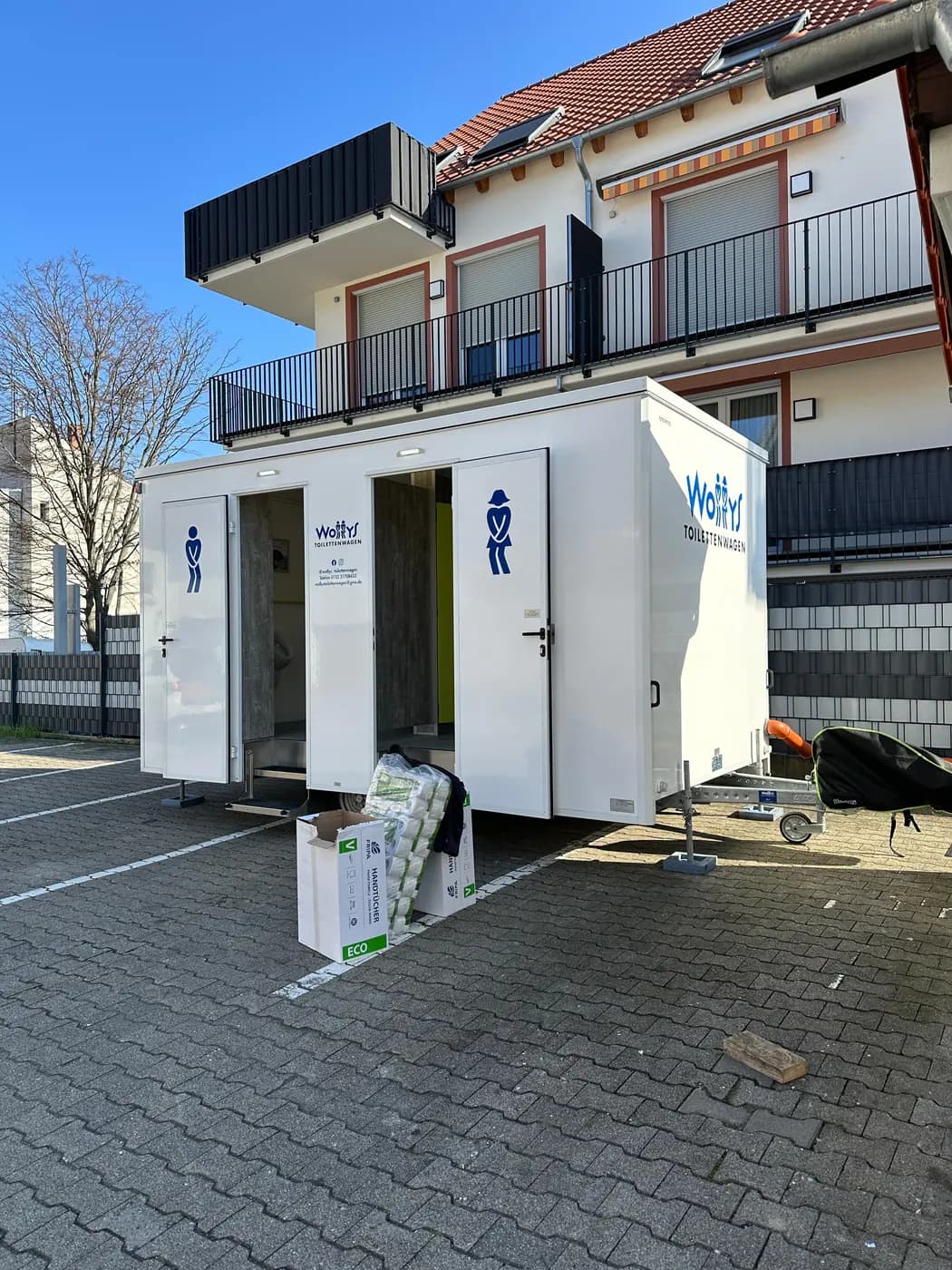Toilettenwagen von Wollys: Grünstadter Kerwe